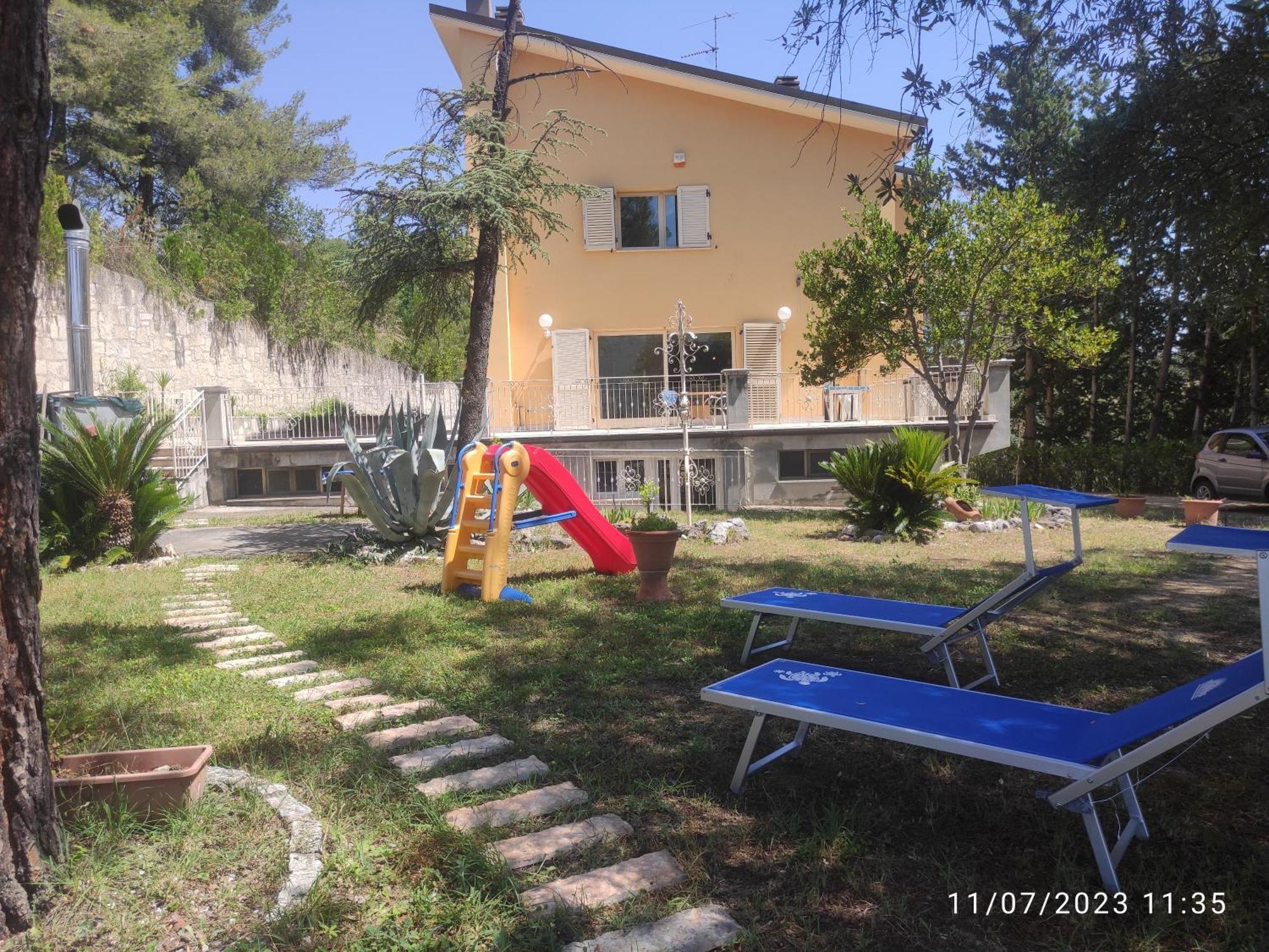 Parco Dei Gelsomini Bed & Breakfast Ascoli Piceno Luaran gambar