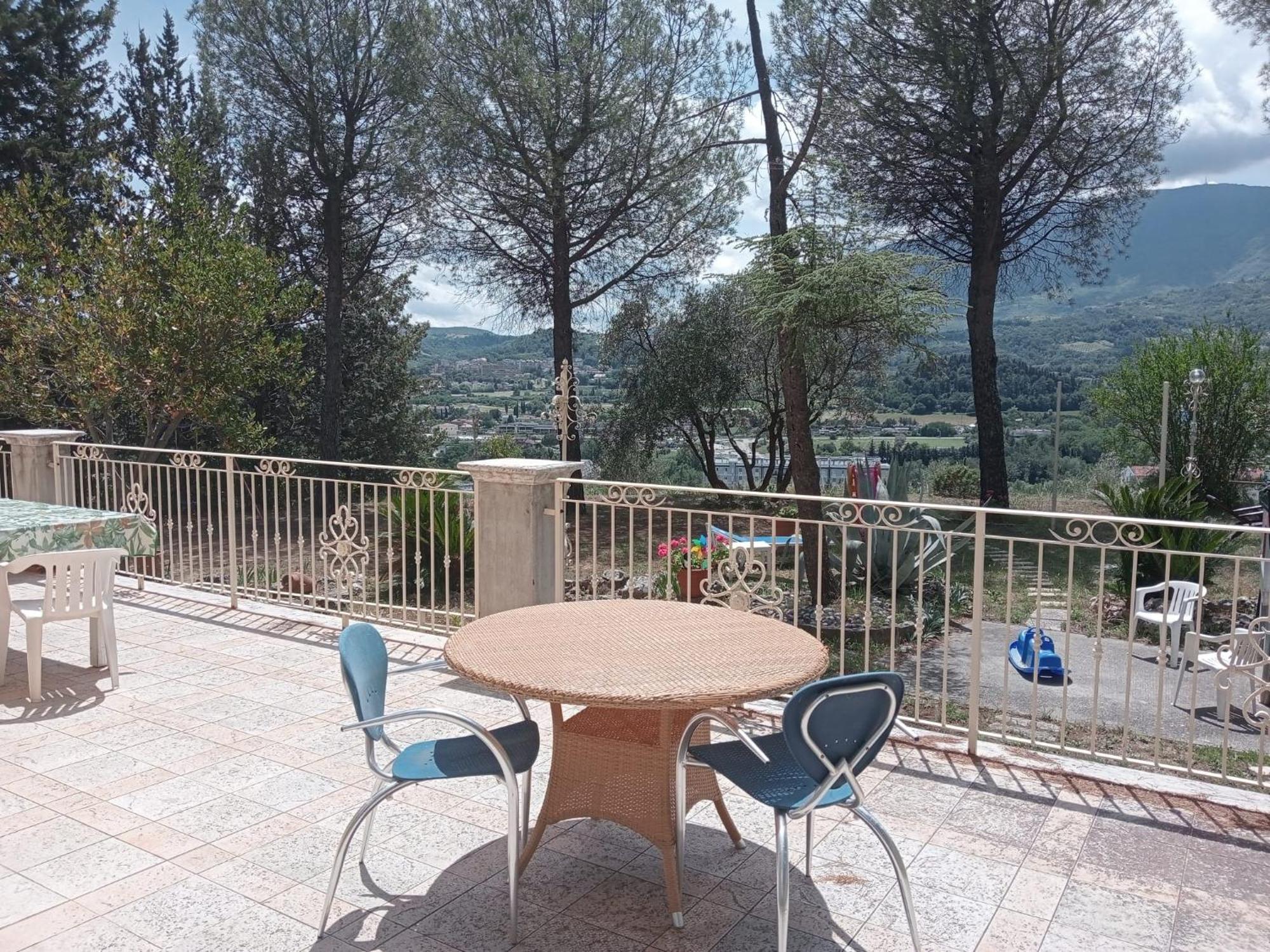 Parco Dei Gelsomini Bed & Breakfast Ascoli Piceno Luaran gambar