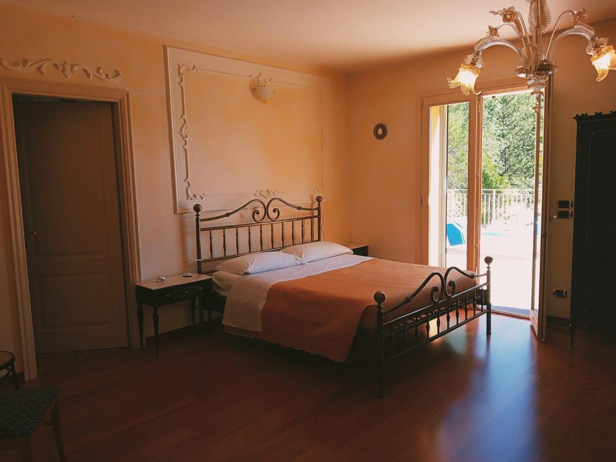 Parco Dei Gelsomini Bed & Breakfast Ascoli Piceno Luaran gambar